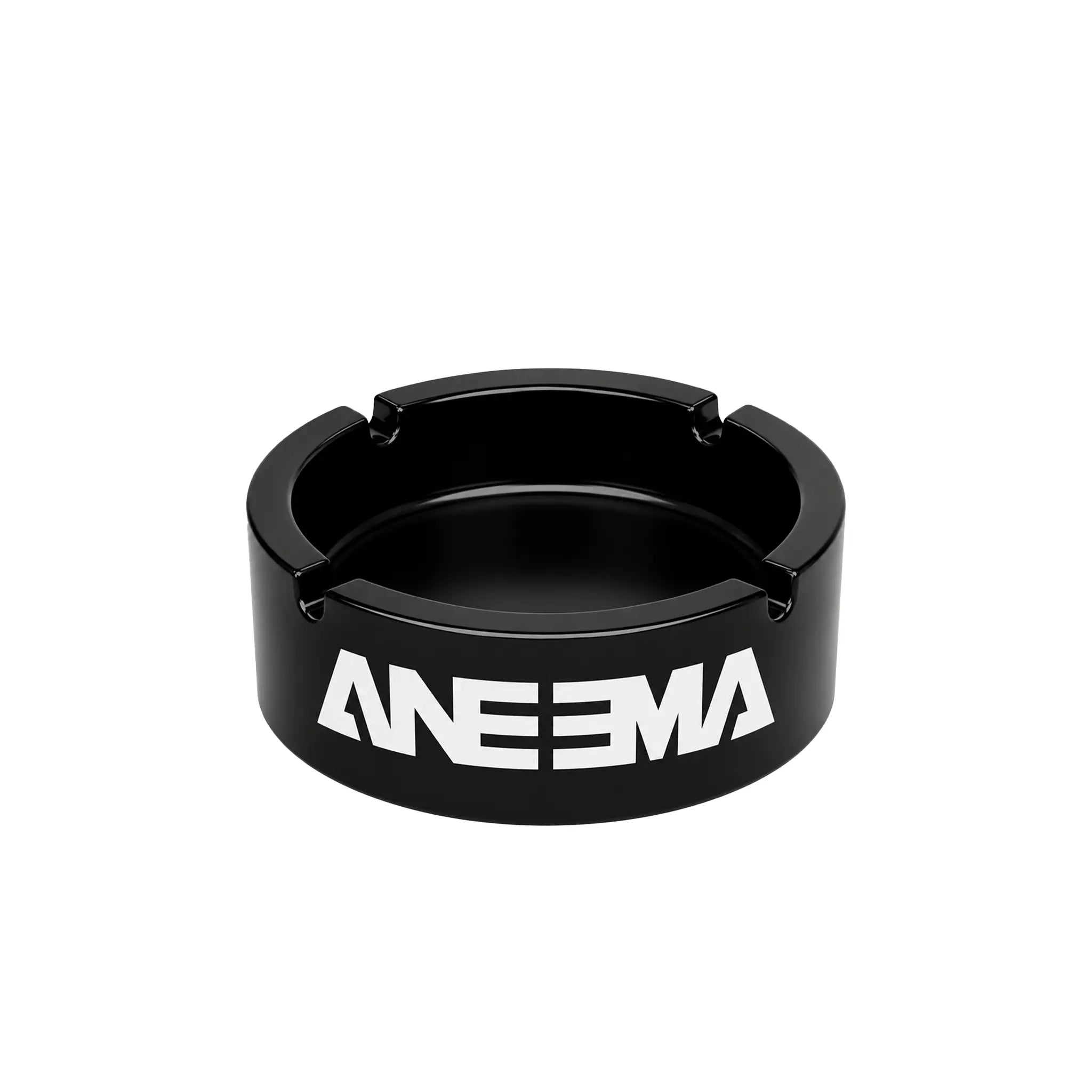 CHILLING ASHTRAY ANEEMA