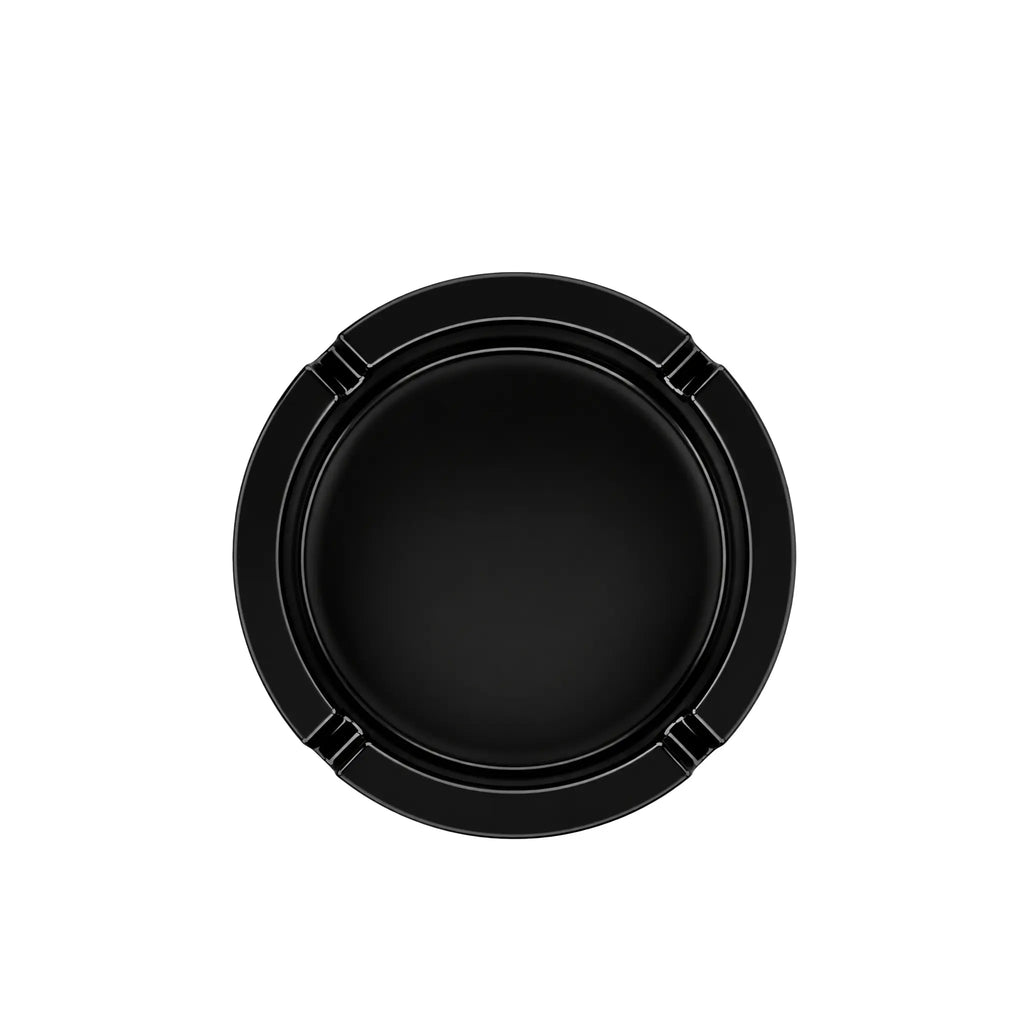 CHILLING ASHTRAY ANEEMA